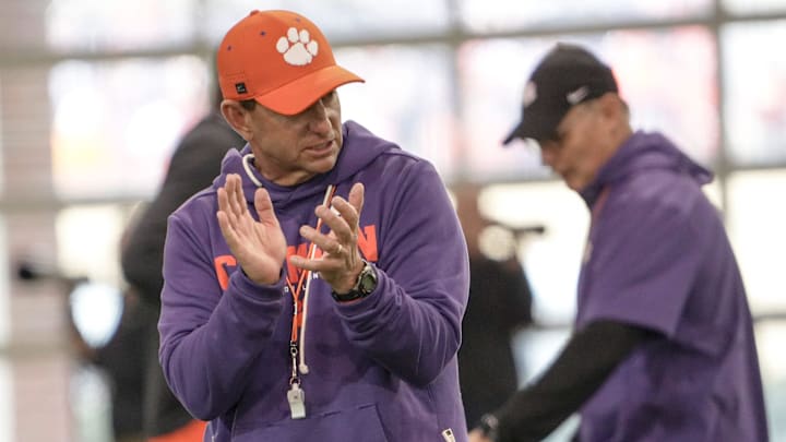 Clemson’s four-star quarterback commit has officially shut down his recruitment, giving the Tigers another major win in the 2027 class.