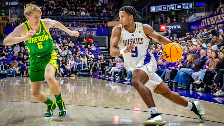 Wesley Yates III drives against Oregon. 
