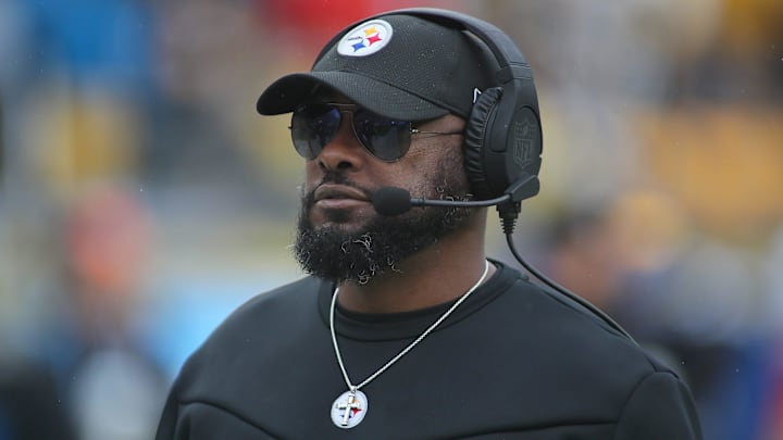 Pittsburgh Steelers head coach Mike Tomlin roams the sidelines during player introductions prior to