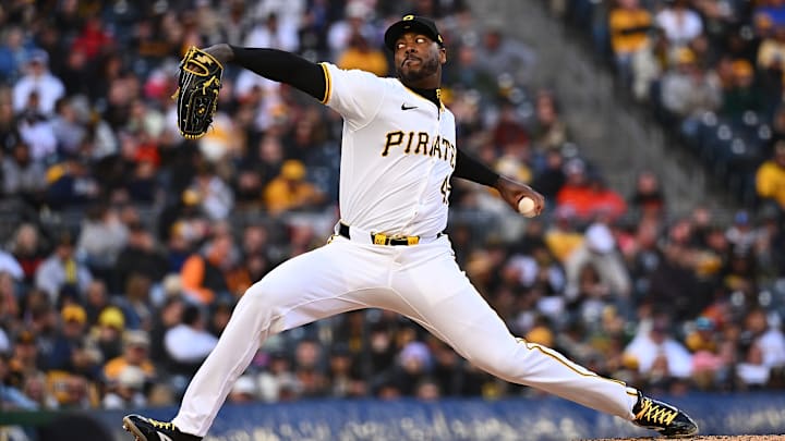 Los Piratas le dieron 10.5 millones de dólares a Aroldis Chapman en 2024
