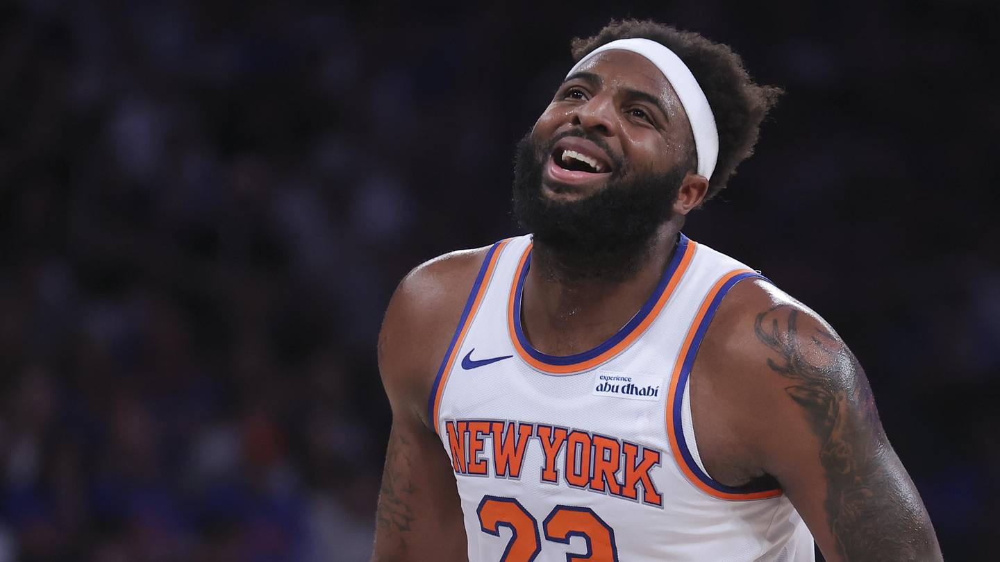 Boston Celtics News Thoughts: Finding a Center, Player Poll, Isaiah Thomas, Yam Madar