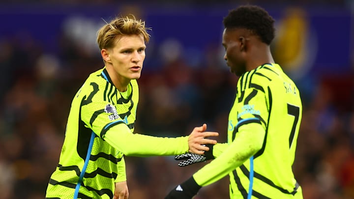 Aston Villa v Arsenal FC - Premier League