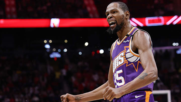 Phoenix Suns v Houston Rockets
