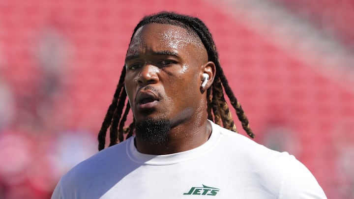 New York Jets linebacker Jamien Sherwood New York Jets linebacker Jamien Sherwood