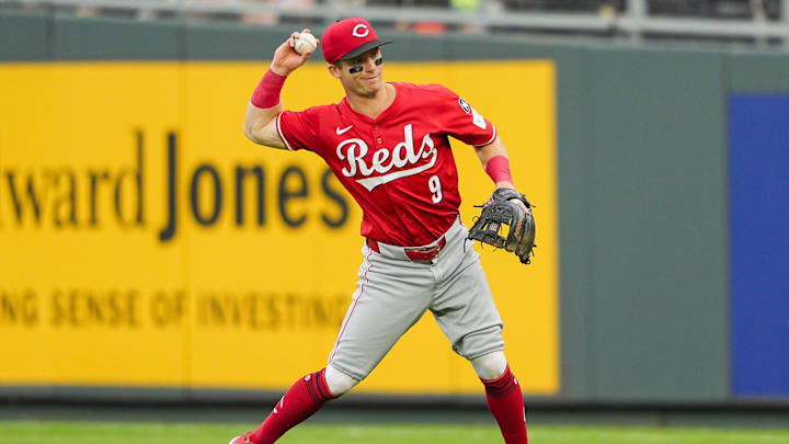 May 28, 2025; Kansas City, Missouri, USA; Cincinnati Reds second baseman Matt McLain (9) throws to first base against the Kansas City Royals at Kauffman Stadium. Mandatory Credit: Jay Biggerstaff-Imagn Images May 28, 2025; Kansas City, Missouri, USA; Cincinnati Reds second baseman Matt McLain (9) throws to first base against the Kansas City Royals at Kauffman Stadium. Mandatory Credit: Jay Biggerstaff-Imagn Images