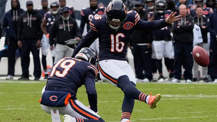 Oct 19, 2025; Chicago, Illinois, USA; Chicago Bears kicker Jake Moody kicks a field goal held by punter Tory Taylor (19) against the New Orleans Saints during the second half at Soldier Field. Mandatory Credit: David Banks-Imagn Images Oct 19, 2025; Chicago, Illinois, USA; Chicago Bears kicker Jake Moody kicks a field goal held by punter Tory Taylor (19) against the New Orleans Saints during the second half at Soldier Field. Mandatory Credit: David Banks-Imagn Images