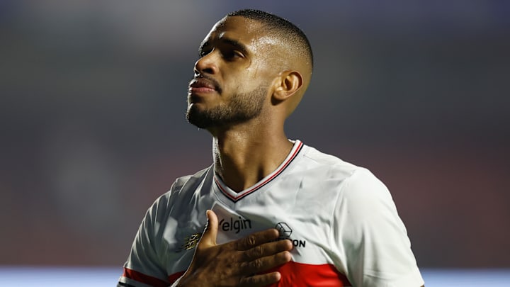 André Silva marcou dois gols pelo Tricolor Paulista contra o Bragantino