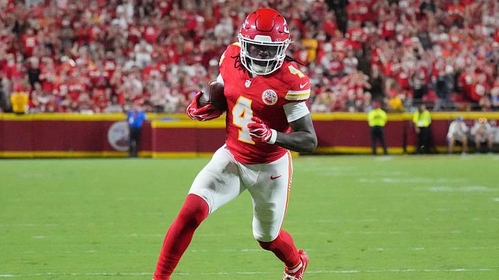 Kansas City Chiefs wide receiver Rashee Rice (4) makes a touchdown catch Kansas City Chiefs wide receiver Rashee Rice (4) makes a touchdown catch
