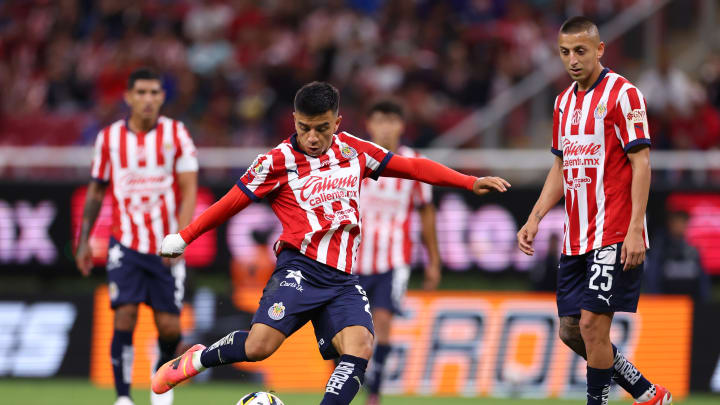 Chivas v Toluca - Torneo Apertura 2024 Liga MX