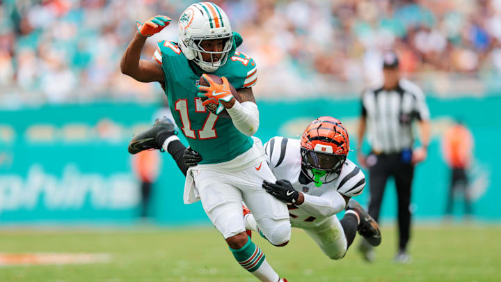 Dec 21, 2025; Miami Gardens, Florida, USA; Miami Dolphins wide receiver Jaylen Waddle (17) runs the ball during the second quarter against the Cincinnati Bengals at Hard Rock Stadium. Mandatory Credit: Sam Navarro-Imagn Images