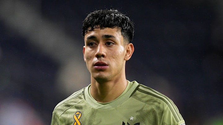 Omar Campos es pretendido por Cruz Azul Omar Campos es pretendido por Cruz Azul