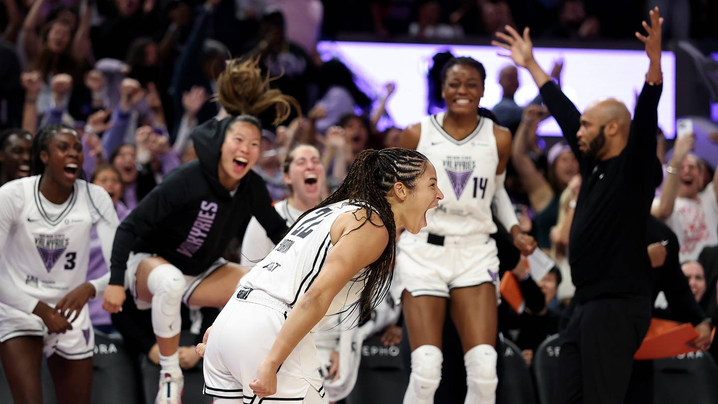 Lynx Snap Valkyries' Streak in Thrilling 78-72 Victory
