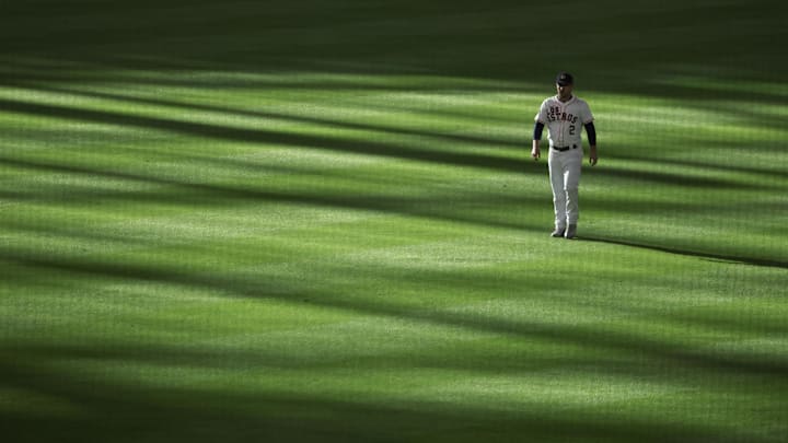 Sep 21, 2024; Houston, Texas, USA; Houston Astros third baseman Alex Bregman (2) warms up before playing against the Los Angeles Angels at Minute Maid Park. Mandatory Credit: Thomas Shea-Imagn Images Sep 21, 2024; Houston, Texas, USA; Houston Astros third baseman Alex Bregman (2) warms up before playing against the Los Angeles Angels at Minute Maid Park. Mandatory Credit: Thomas Shea-Imagn Images