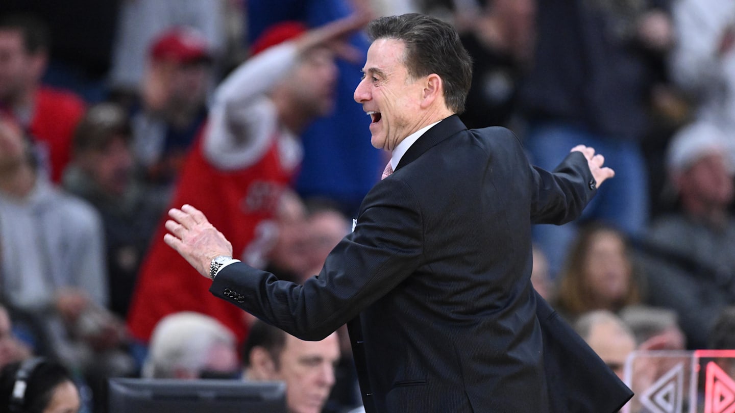 Rick Pitino refuses to take accountability for biggest blunder of college basketball season