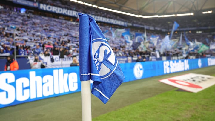 Der FC Schalke 04 zeigt Interesse an Jochen Sauer