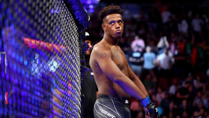 Jamahal Hill will face Thiago Santos in the main event of this weekend's UFC Vegas 59 card.