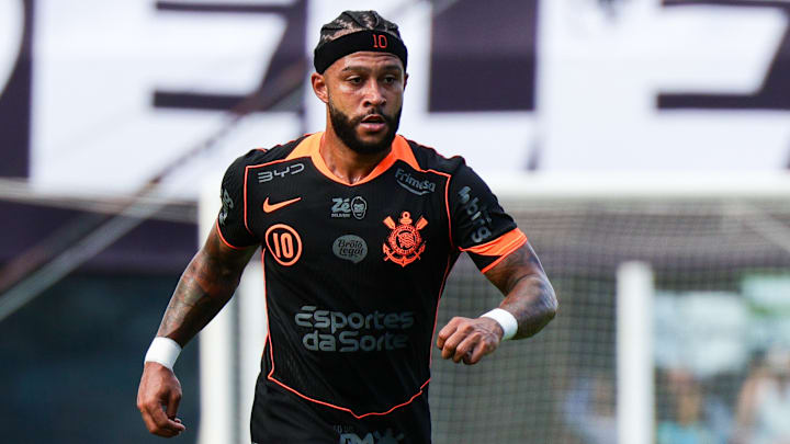 Último jogo de Memphis Depay foi em 22 de março