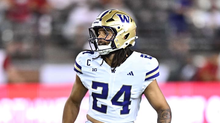 Sep 20, 2025; Pullman, Washington, USA; Washington Huskies safety Makell Esteen (24) drops back into coverage against the Washington State Cougars in the second half of Apple Cup at Gesa Field at Martin Stadium. Mandatory Credit: James Snook-Imagn Images