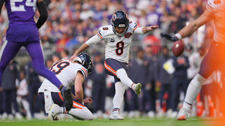 Cairo Santos and Devin Duvernay showed special teams can get in on the late-game comeback streak for the Bears. Cairo Santos and Devin Duvernay showed special teams can get in on the late-game comeback streak for the Bears.
