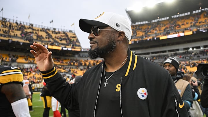 Dec 25, 2024; Pittsburgh, Pennsylvania, USA; Pittsburgh Steelers head coach Mike Tomlin leaves the field  following their game against the Kansas City Chiefs at Acrisure Stadium. Mandatory Credit: Barry Reeger-Imagn Images