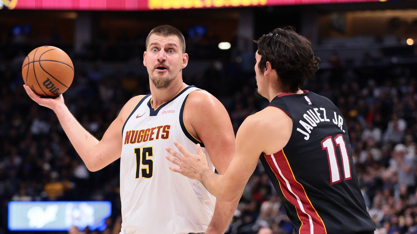 Jokic Shines Again: 33 Points, 15 Rebounds, 16 Assists!