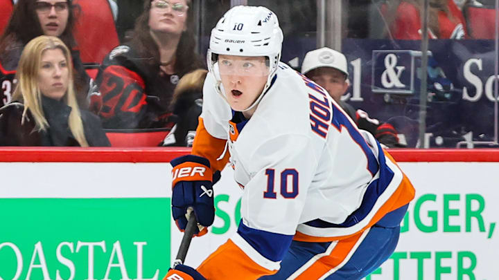 New York Islanders winger Simon Holmstrom has broken his career highs, serving as a bright spot this season.