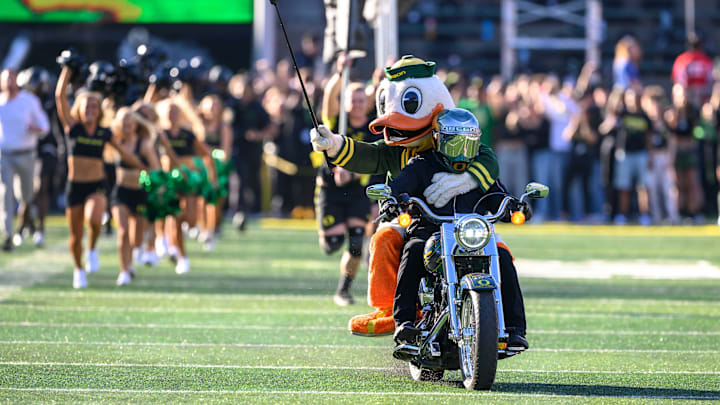 Oregon hosts Big Sky Champion and FCS runner-up Montana State Saturday August 30, 1 p.m. PT at Autzen Stadium, TV on the Big Ten Network.