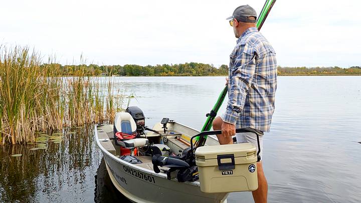 Keep food and drinks ice cold on those solo and single day fishing trips. Keep food and drinks ice cold on those solo and single day fishing trips.