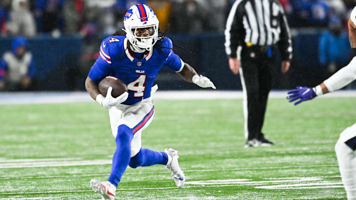 Buffalo Bills RB James Cook runs the ball during the first quarter against the Baltimore Ravens in a 2025 AFC divisional round game.