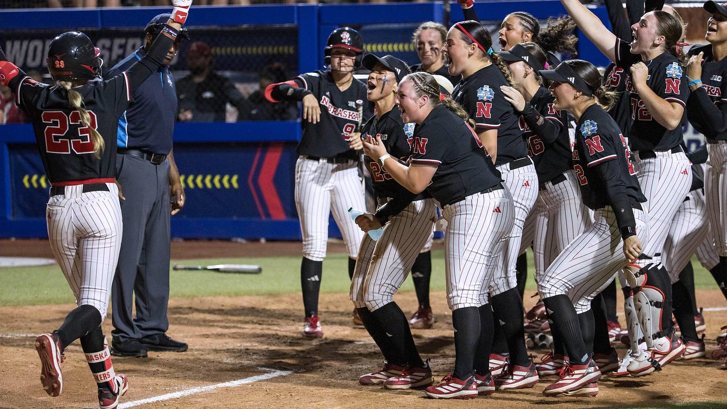 3 Nebraska Softball Seniors Sign Pro Contracts