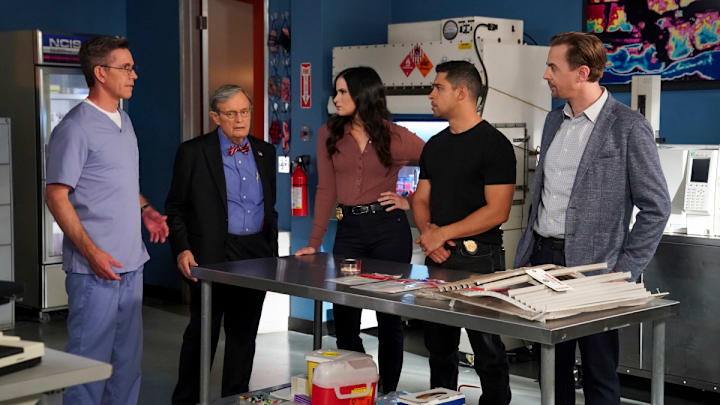 “Birds of a Feather” – When Agent Parker is framed for murder, the team puts their jobs and lives on the line in order to buy time and uncover the truth on the 19th season finale of CBS Original Series NCIS, Monday, May 23 (9:00-10:00 PM, ET/PT) on the CBS Television Network and available to stream live and on demand on Paramount+*. Pictured: Brian Dietzen as Jimmy Palmer, David McCallum as Dr. Donald "Ducky" Mallard, Katrina Law as NCIS Special Agent Jessica Knight, Wilmer Valderrama as Special