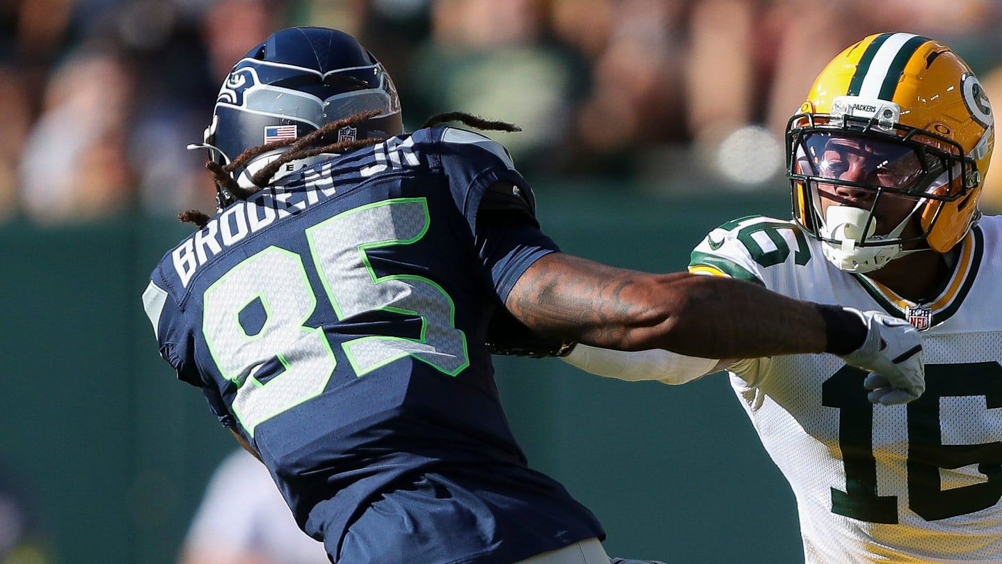 Seahawks’ Tyrone Broden Makes Position Change to Cornerback
