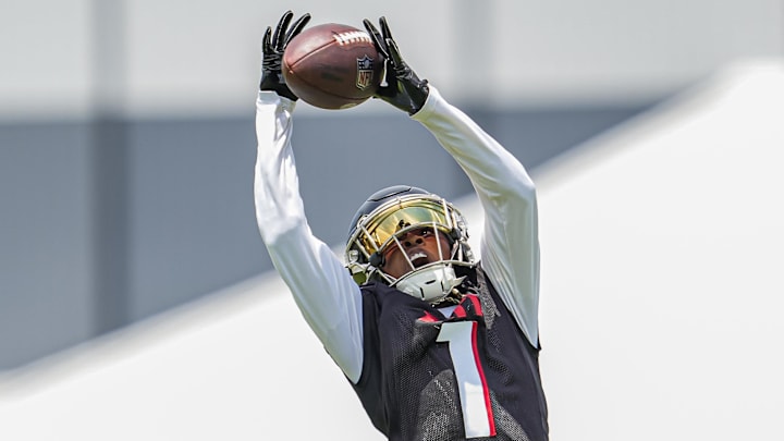 Atlanta Falcons wide receiver Darnell Mooney should be in the clear