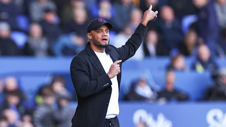 Bayern Munich close to agreeing deal with Burnley for Vincent Kompany.