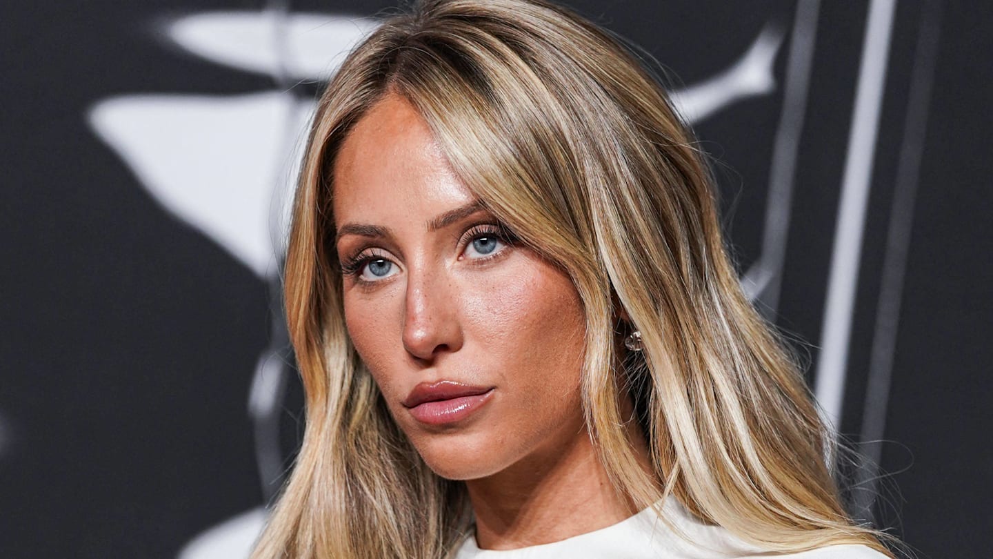 Alix Earle flaunts tropical vacation after crying Braxton Berrios breakup reveal