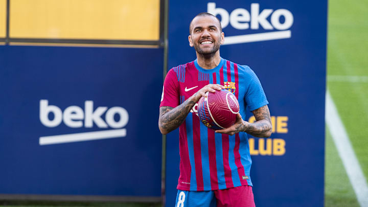 Presentation Of Dani Alves As New Player Of FC Barcelona