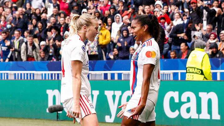 Olympique Lyon v Paris Saint-Germain: Semi Final First Leg - UEFA Women's Champions League