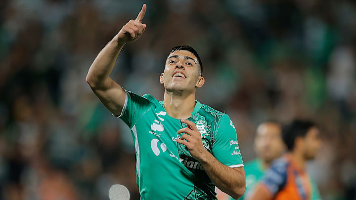 El argentino Juan Brunetta de Santos Laguna se perfila como uno de los refuerzos más buscados para el Clausura 2024.