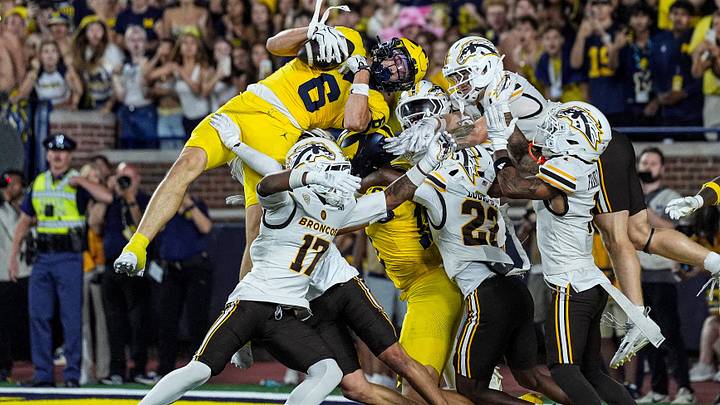 Michigan wide receiver JJ Buchanan (6) catches a 47-yard touchdown on a Hail Mary against Western Michigan to win, 13-12, as time expires in the fourth quarter at Michigan Stadium in Ann Arbor on Saturday, Sept. 5, 2026.