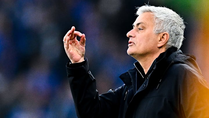A la tête de l'AS Roma, José Mourinho n'a rien perdu de son caractère légendaire. A la tête de l'AS Roma, José Mourinho n'a rien perdu de son caractère légendaire.