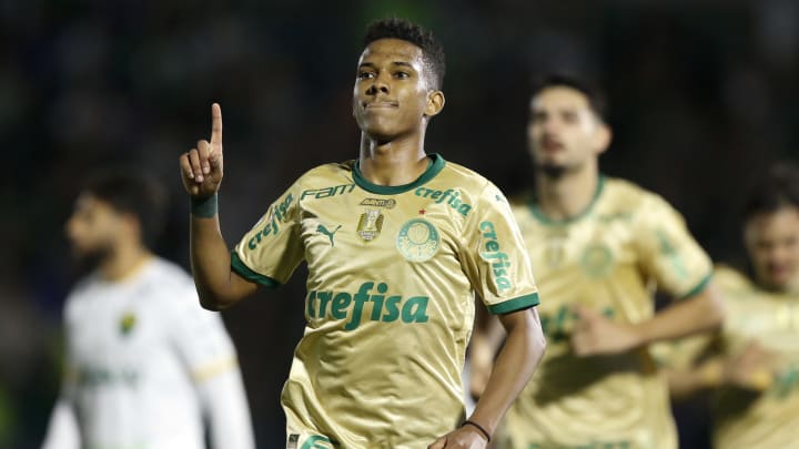 Estêvão foi o grande craque da rodada 24 do Campeonato Brasileiro