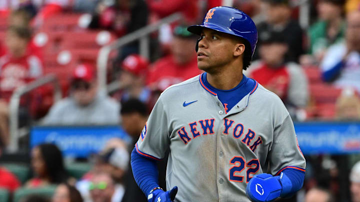 May 4, 2025; St. Louis, Missouri, USA; New York Mets outfielder Juan Soto (22) jogs off the field in a game against the St. Louis Cardinals at Busch Stadium. Mandatory Credit: Tim Vizer-Imagn Images