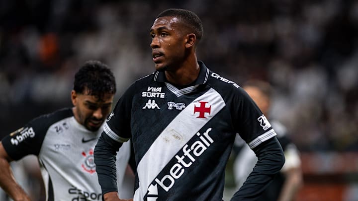 Corinthians calou o Maracanã com mais de 60 mil pessoas