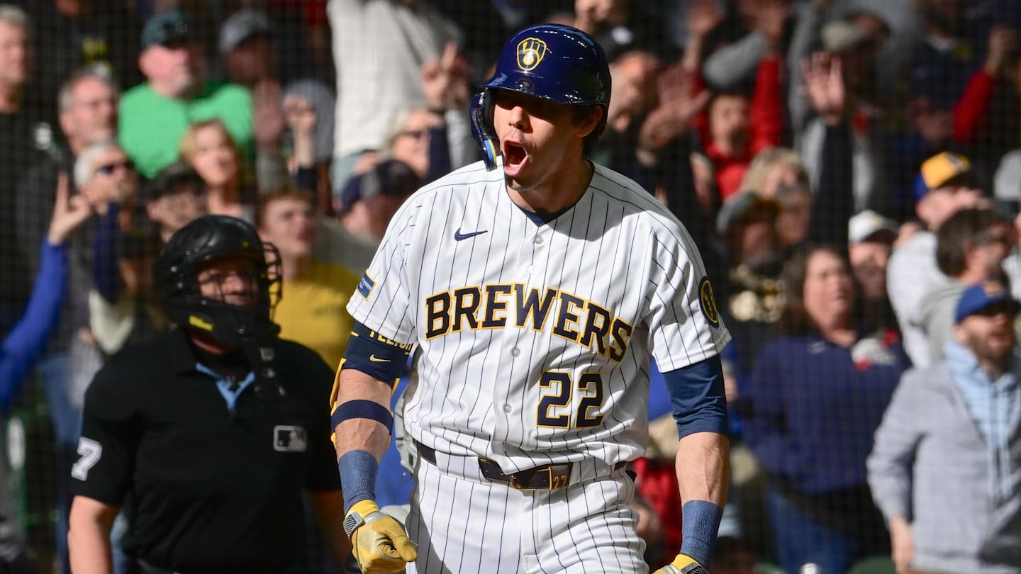 Brewers Provide Worrying News on Christian Yelich's Injury Status