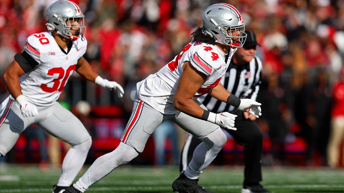 detroit-lions-find-sorely-needed-pass-rush-help-in-new-2024-mock-draft