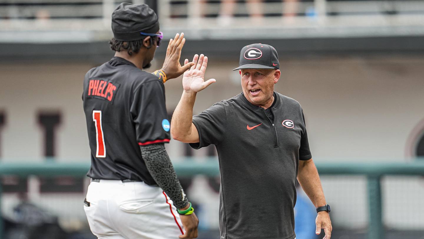 Georgia adds a big arm out of the Transfer Portal when they needed it most