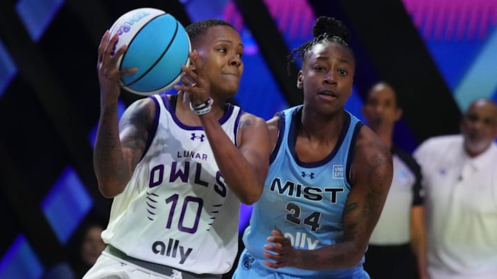 Jan 17, 2025; Miami, FL, USA; Courtney Williams (10) of the Lunar Owls looks to pass the ball as Jewell Loyd (24) of the Mist follows on the play during the first half of the Unrivaled women’s professional 3v3 basketball league at Wayfair Arena. Mandatory Credit: Jim Rassol-Imagn Images
