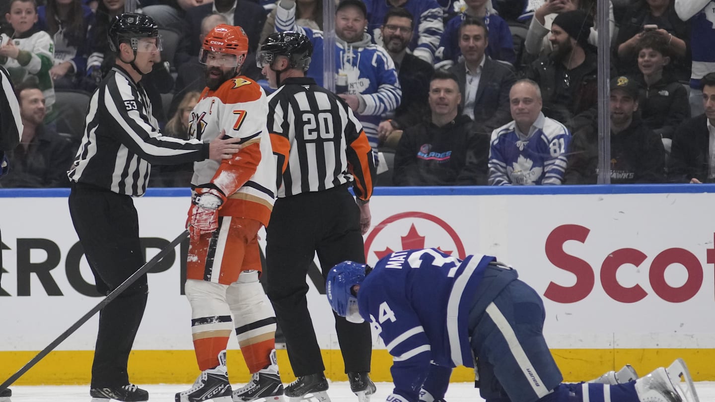 Maple Leafs fans furious over decision on Radko Gudas's suspension for dirty hit