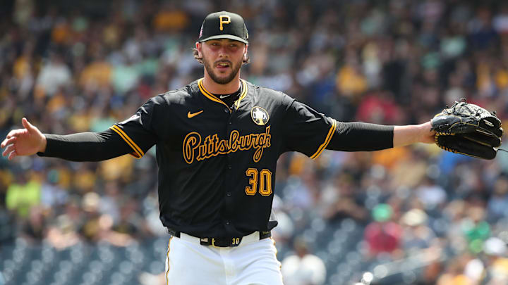 Paul Skenes and the Pirates are home favorites against the Reds on Thursday.