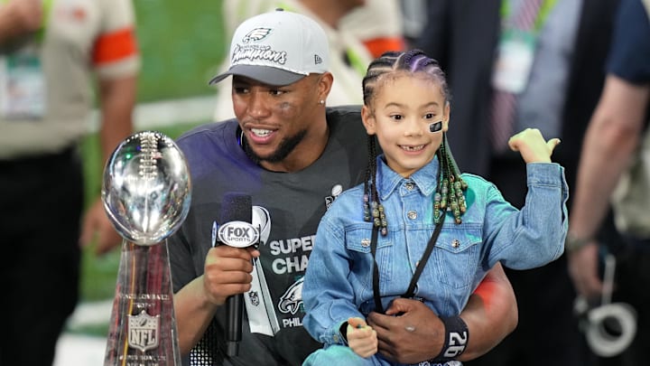 Philadelphia Eagles running back Saquon Barkley (26)